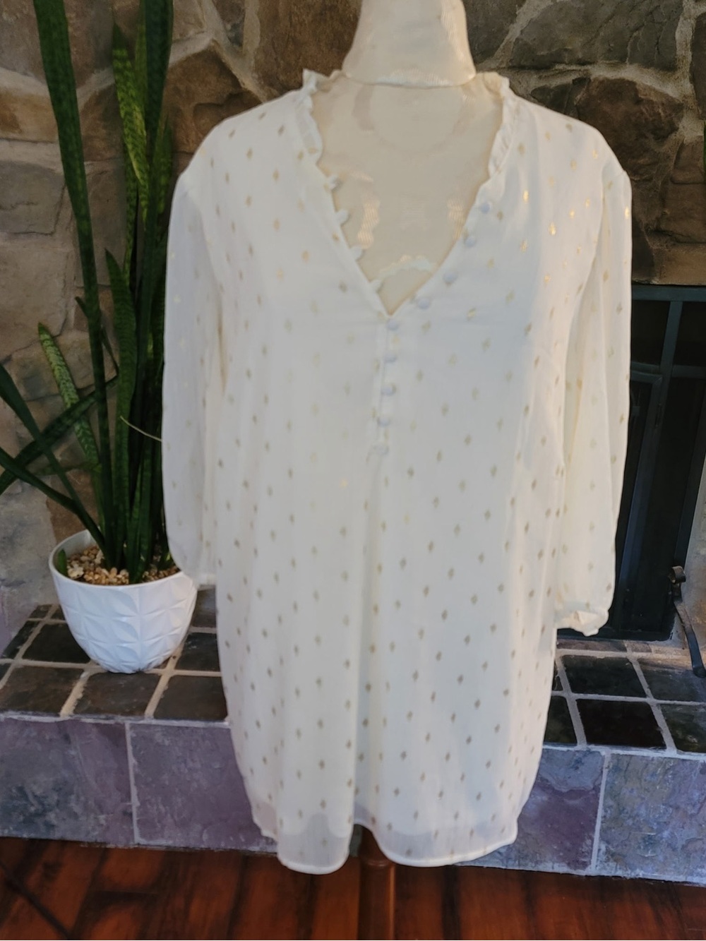 Sara Michelle White Gold Dot Blouse Sz 2X Sheer Metallic 3/4 Sleeve Plus V-Neck
